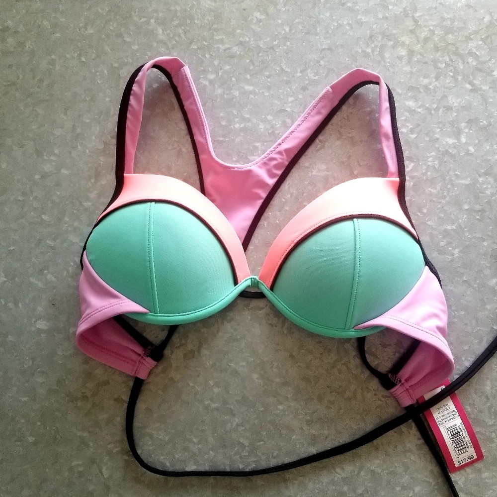 Xhilaration swimsuit top
